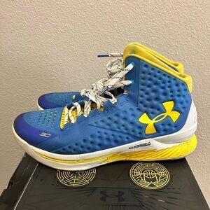 Curry 1 Under Armour Basketball Shoes Used (Home)